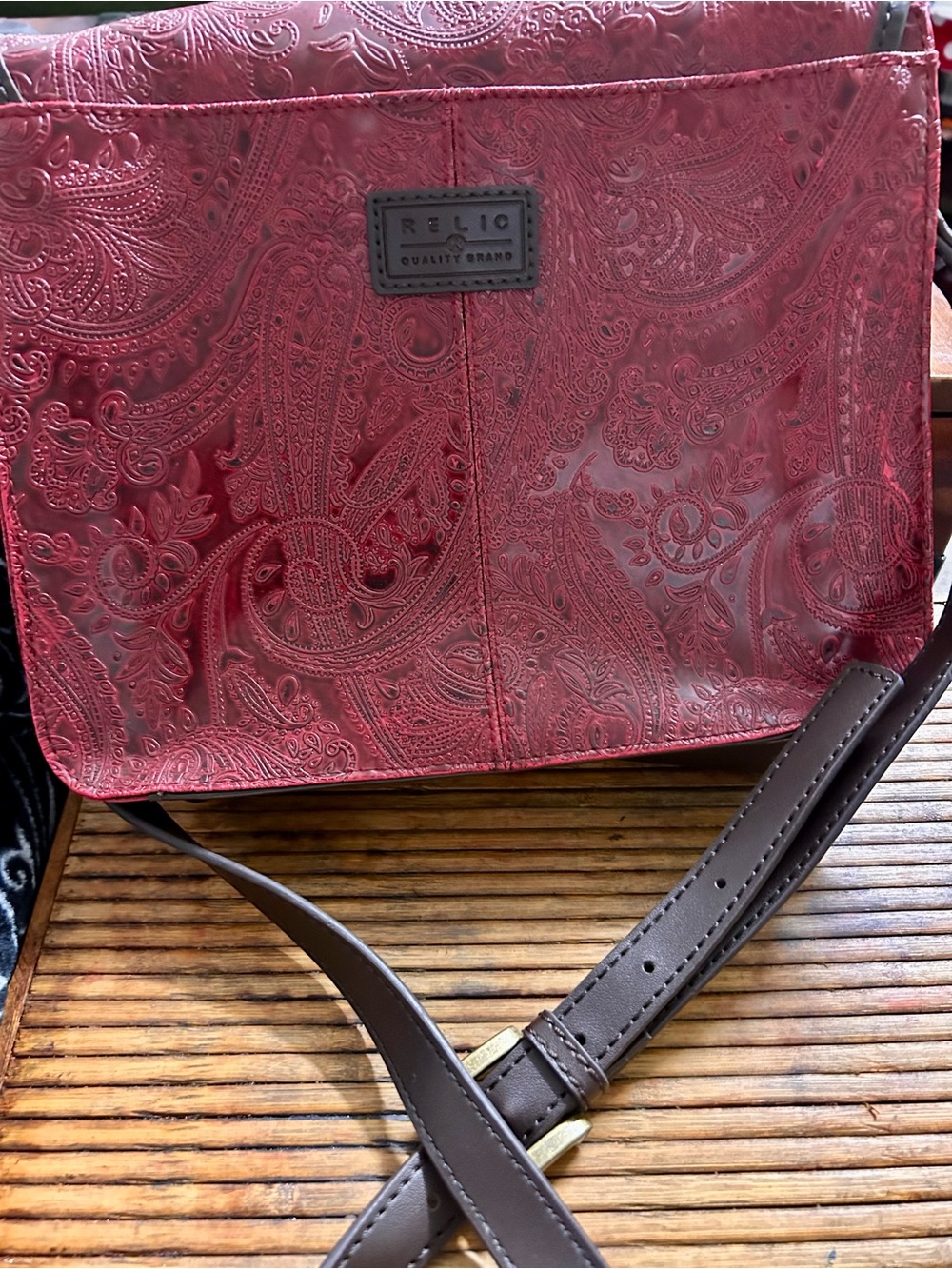 Relic Fossil Embossed Leather Shoulder Bag❤️🔥 - Picture 13 of 16